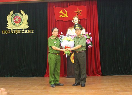 Công bố quyết định bổ nhiệm Thiếu tướng, GS.TS Hồ Trọng Ngũ giữ chức vụ Phó Giám đốc Êv88 chào đón năm mới 2026